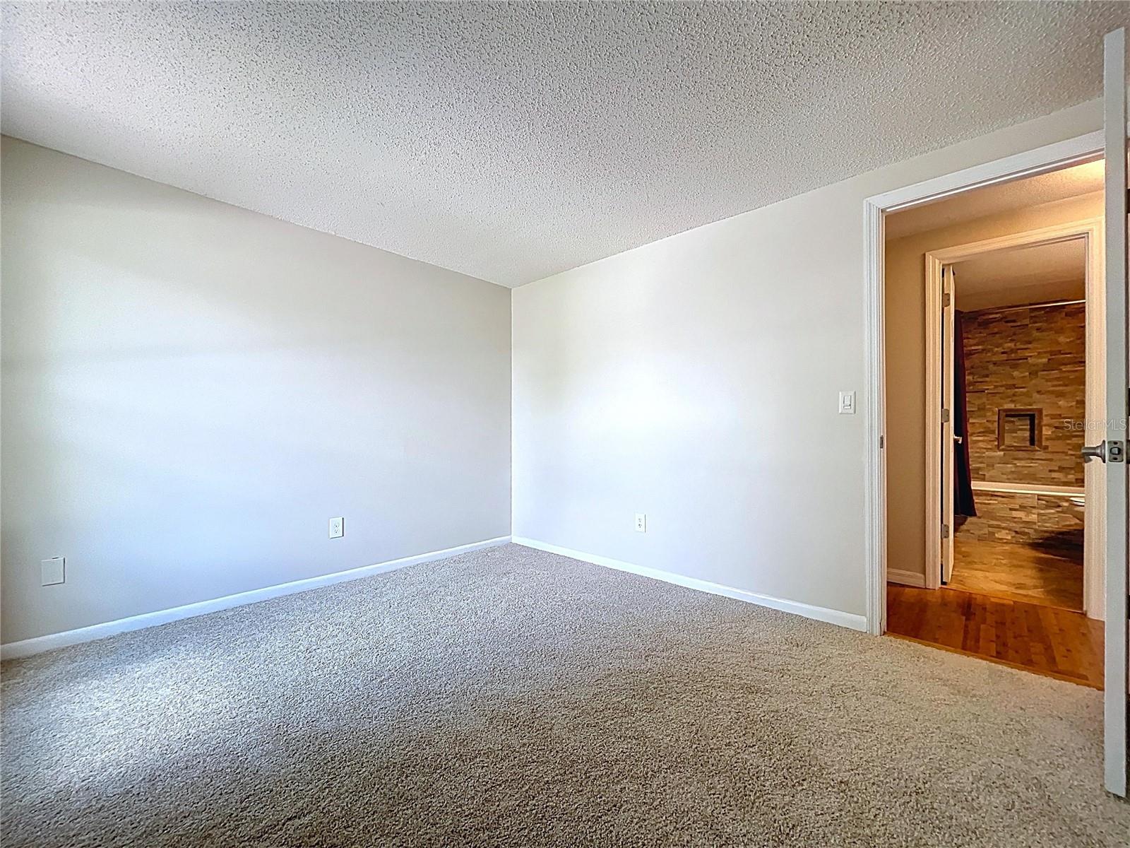 4030 BRAESGATE LN, TAMPA, FL, 33624