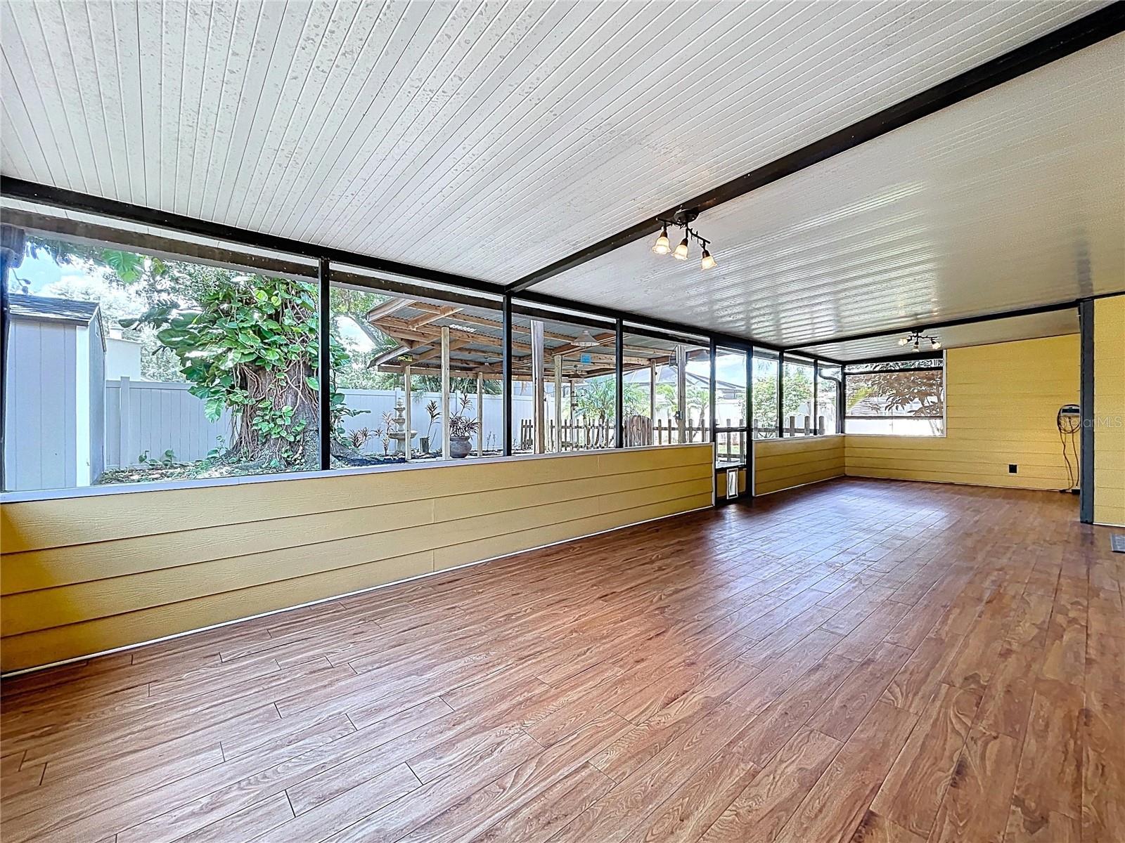 4030 BRAESGATE LN, TAMPA, FL, 33624