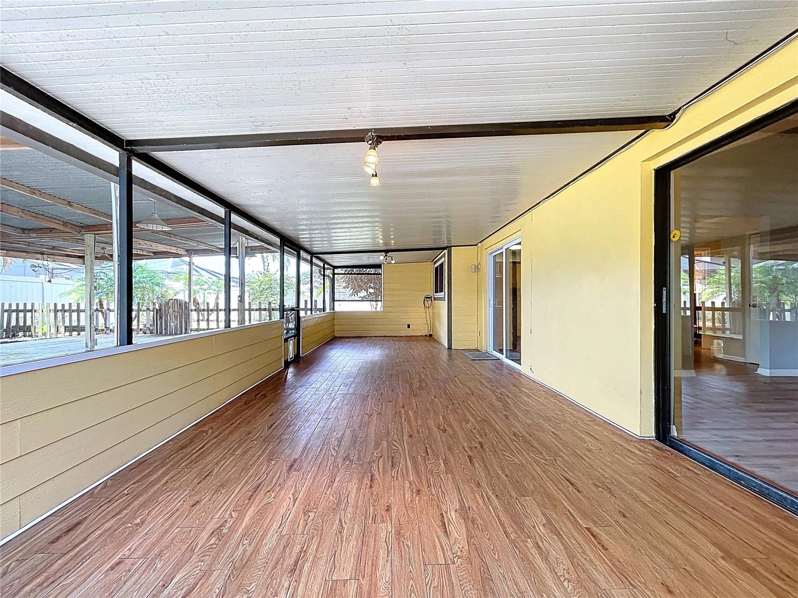 4030 BRAESGATE LN, TAMPA, FL, 33624