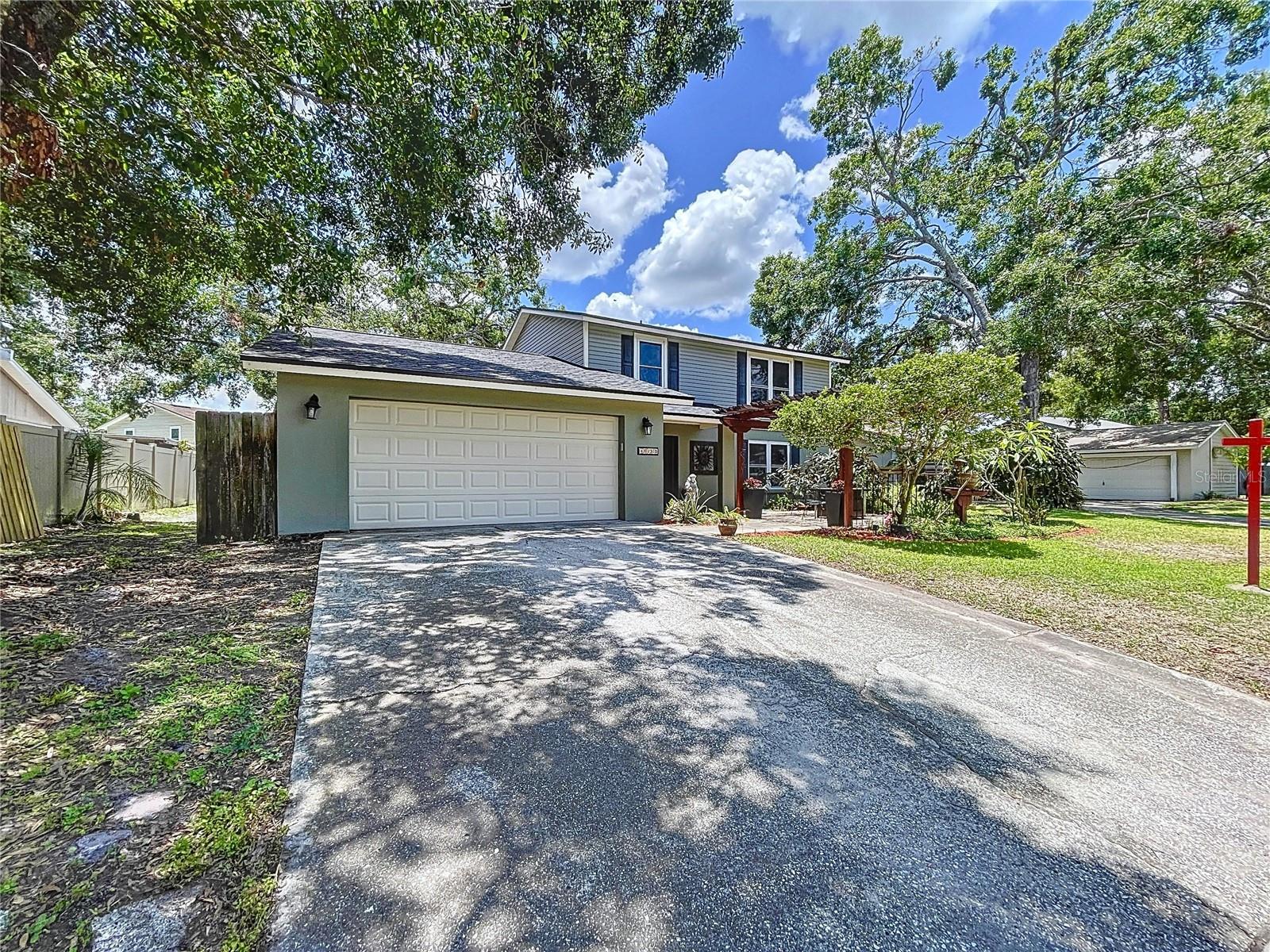 4030 BRAESGATE LN, TAMPA, FL, 33624