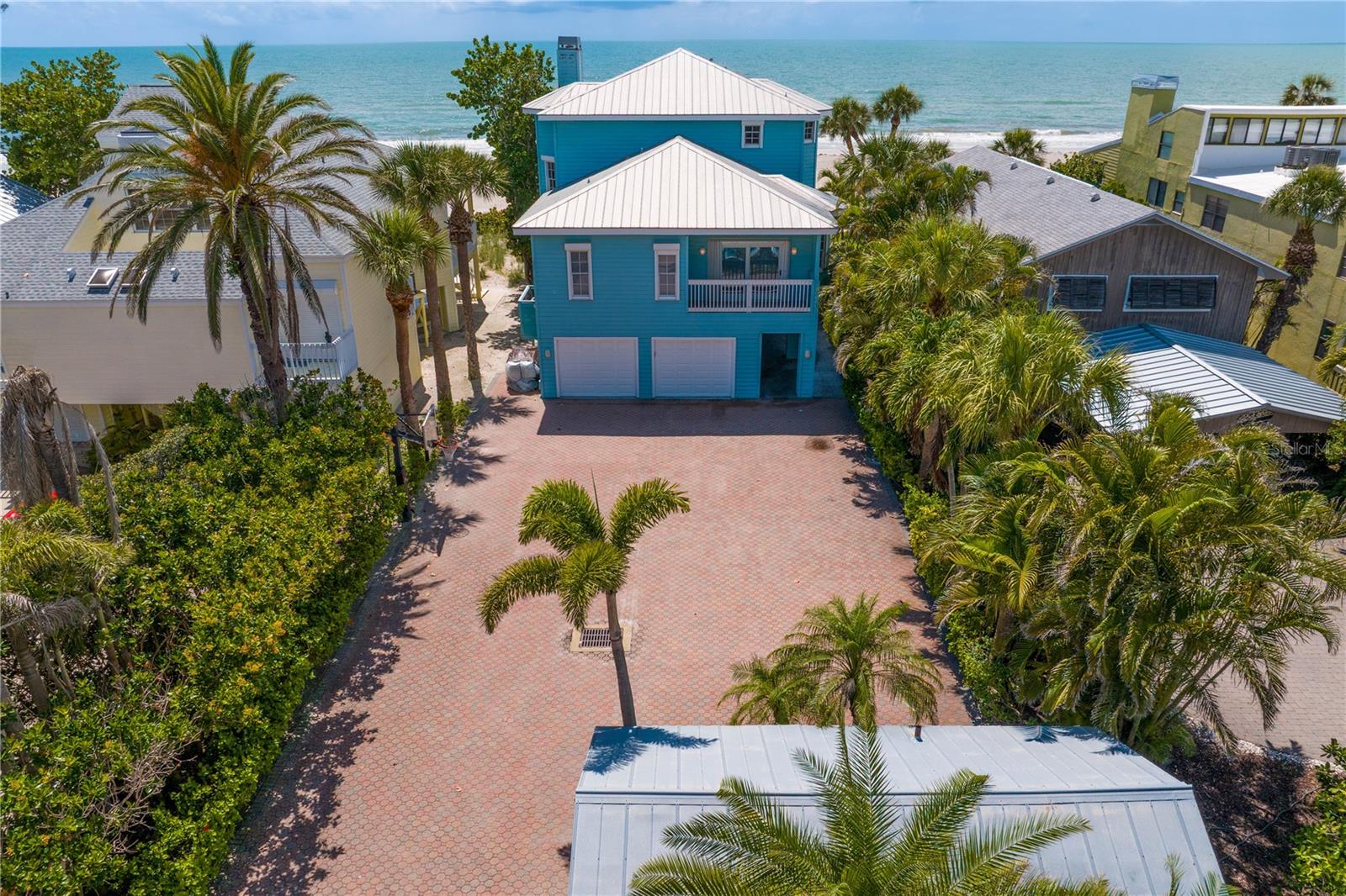 TB8400575 Property Photo