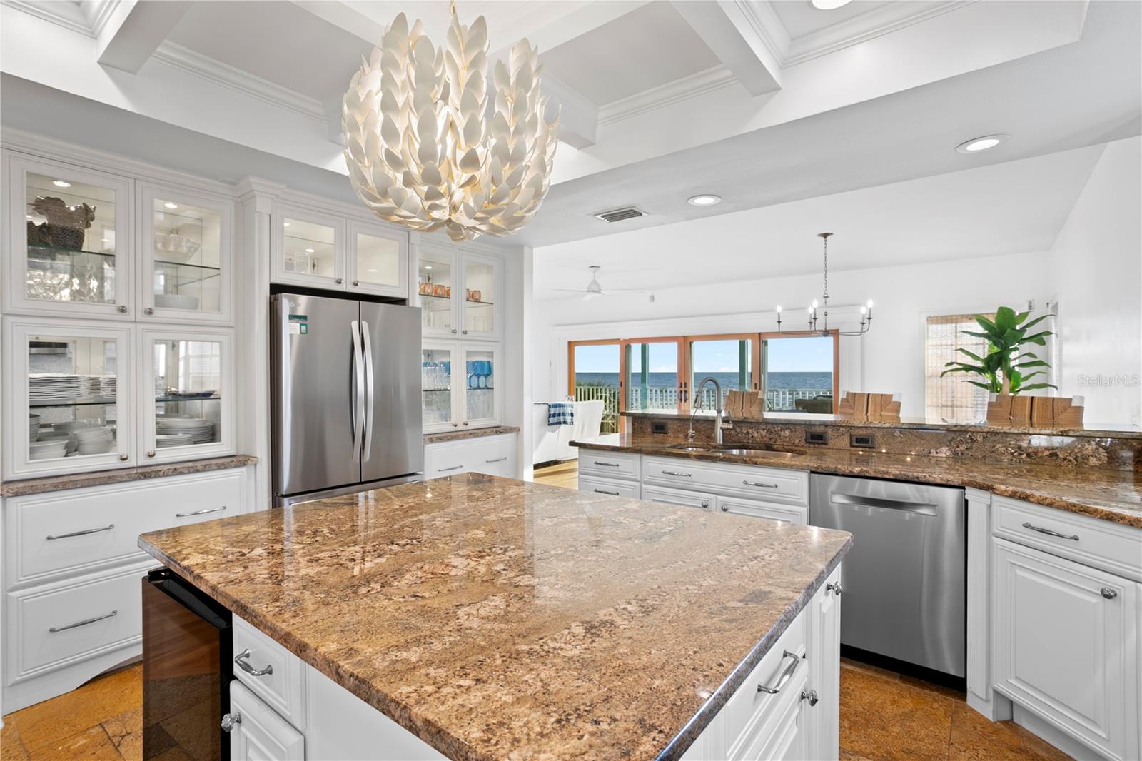 TB8400575 Property Photo