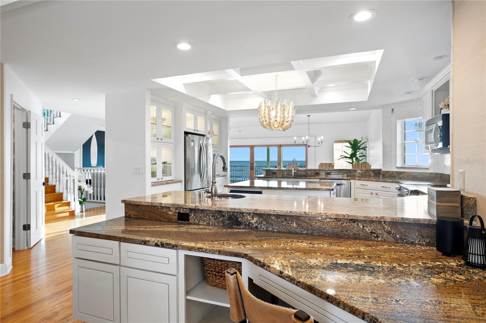 TB8400575 Property Photo