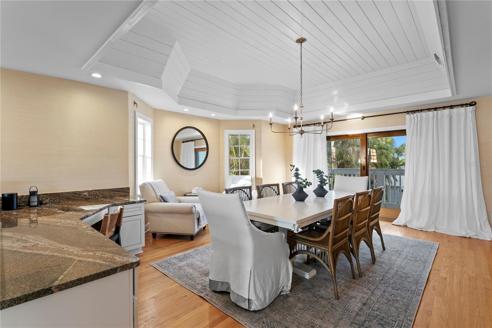 TB8400575 Property Photo