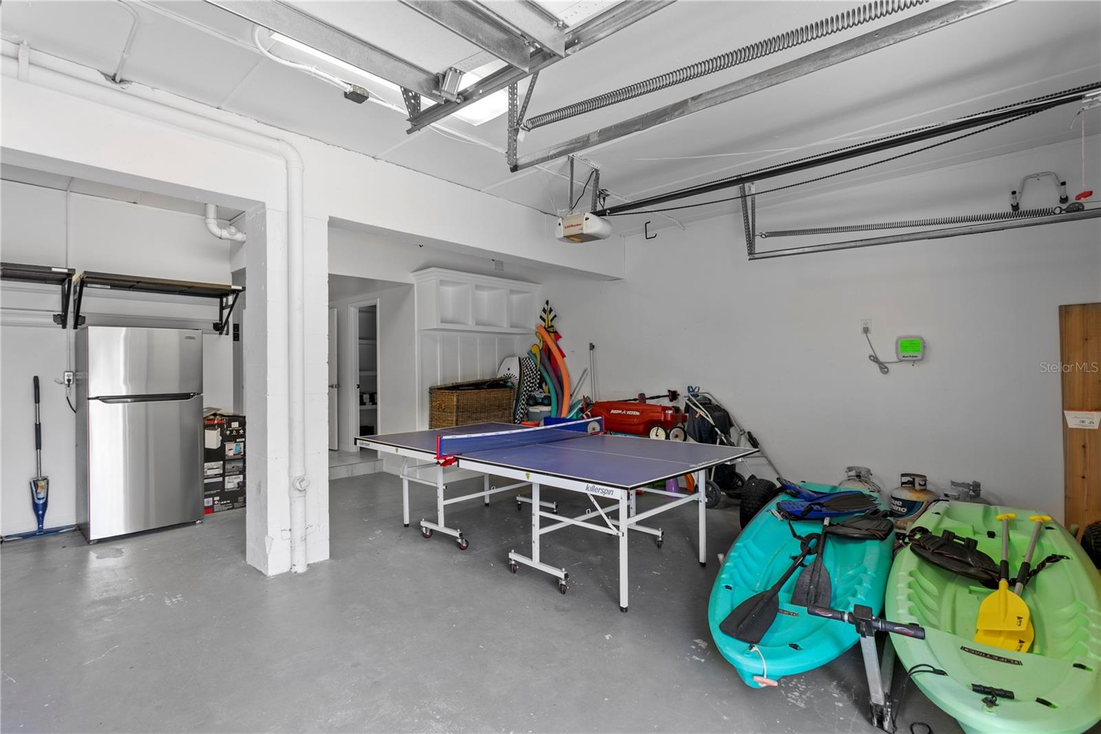 TB8400575 Property Photo