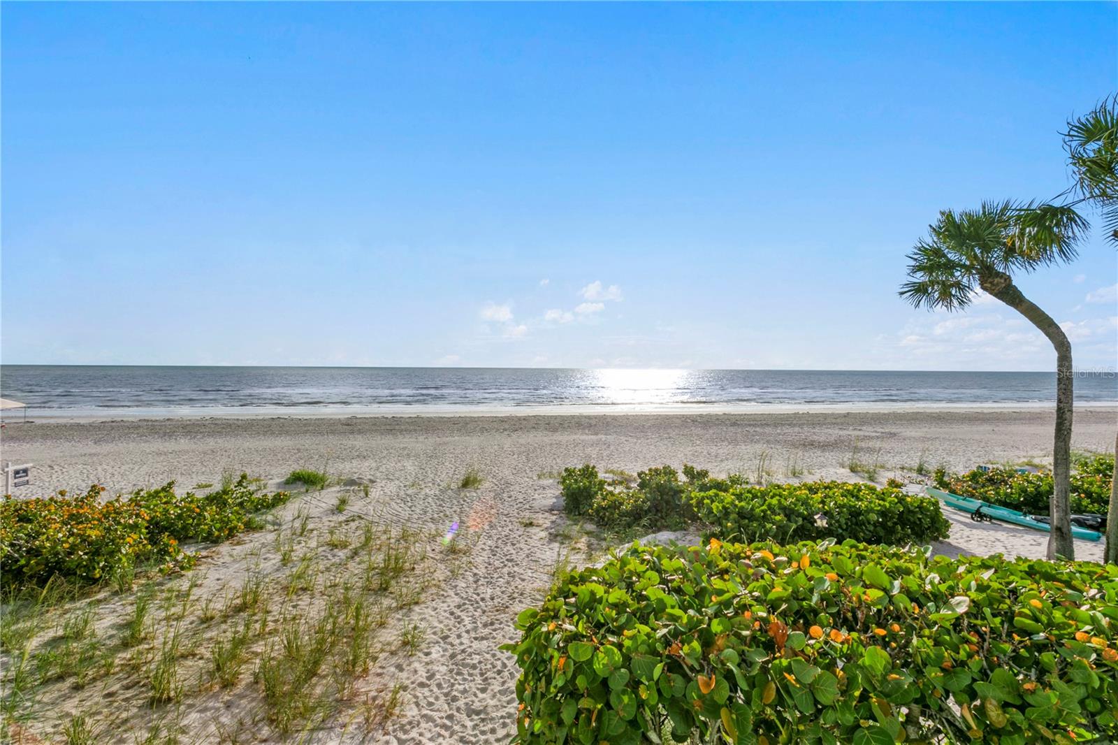 TB8400575 Property Photo