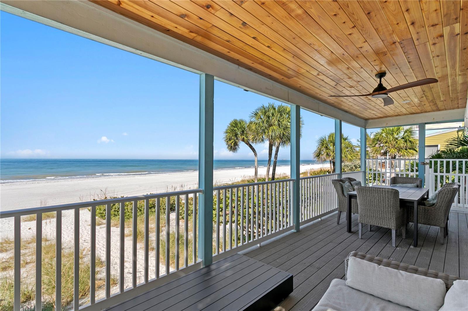 TB8400575 Property Photo