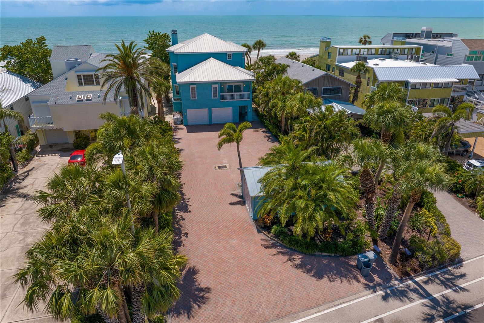 TB8400575 Property Photo