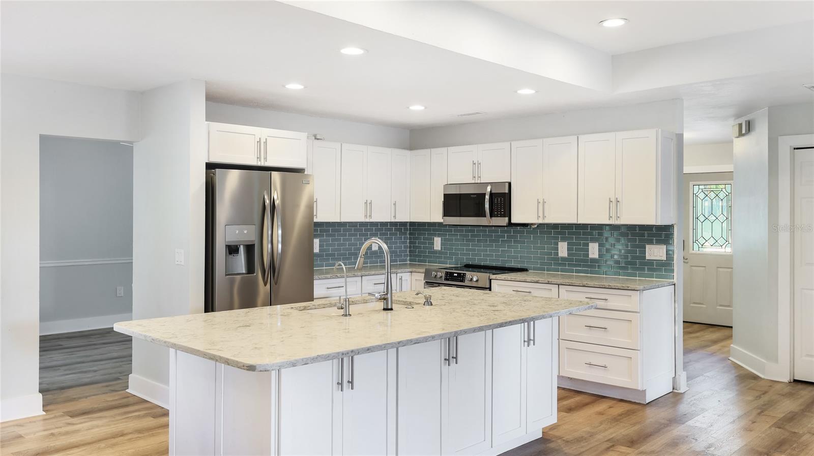 A4657008 Property Photo