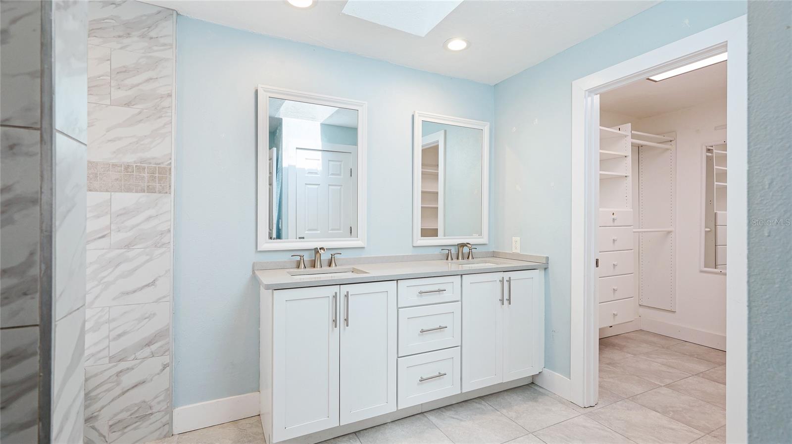 A4657008 Property Photo