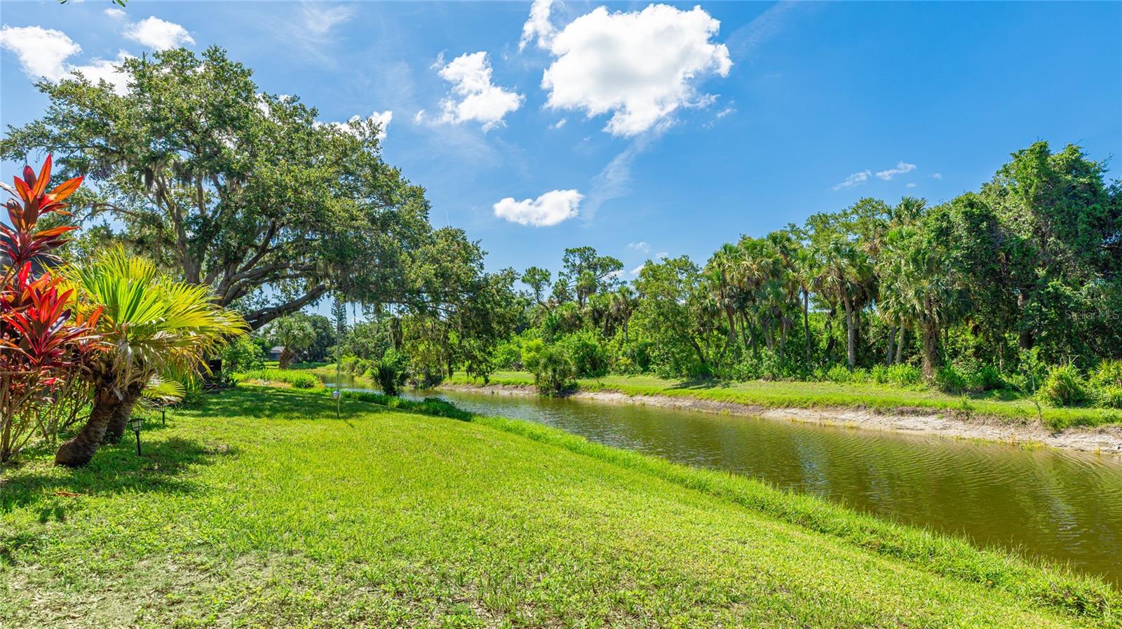 A4657008 Property Photo