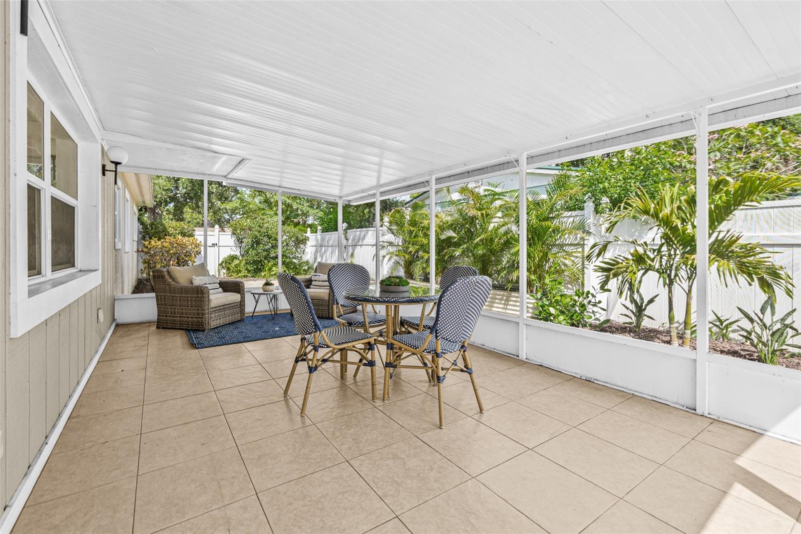 8010 PAR AVE N, ST PETERSBURG, FL, 33710