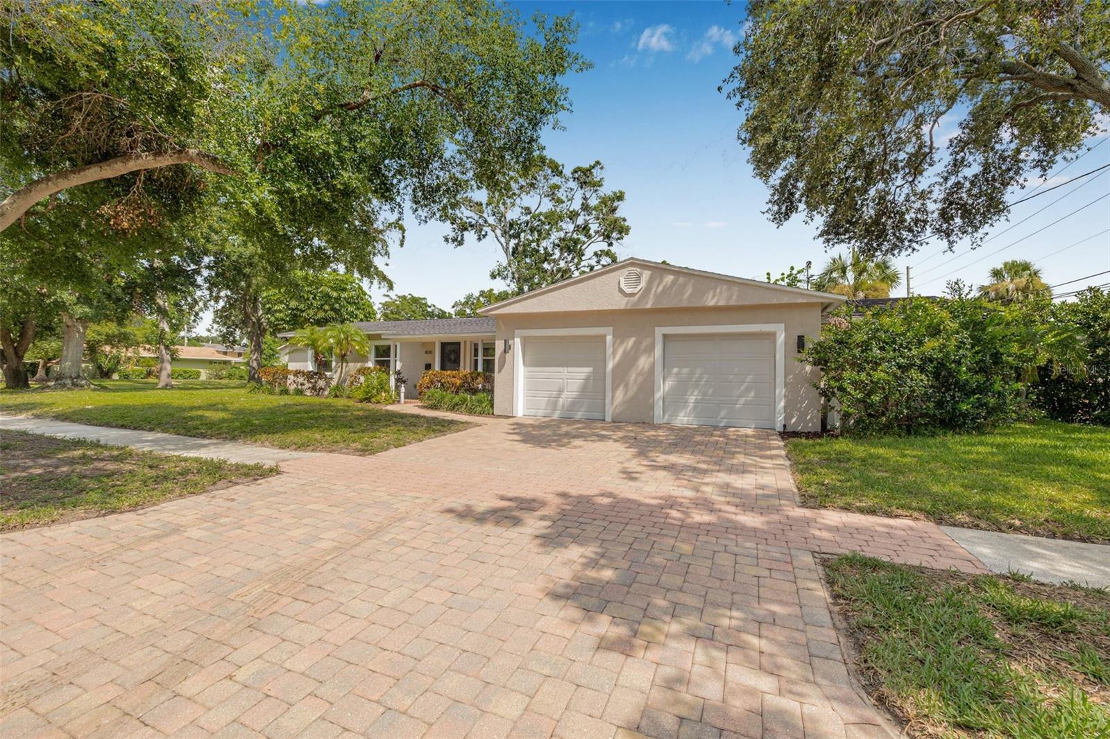 8010 PAR AVE N, ST PETERSBURG, FL, 33710