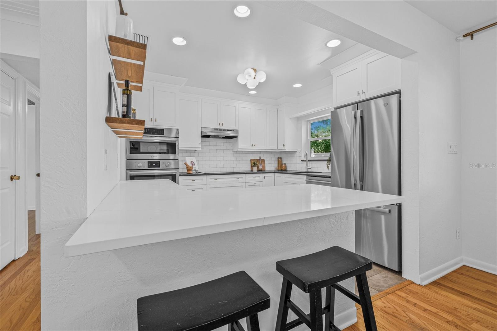 8010 PAR AVE N, ST PETERSBURG, FL, 33710