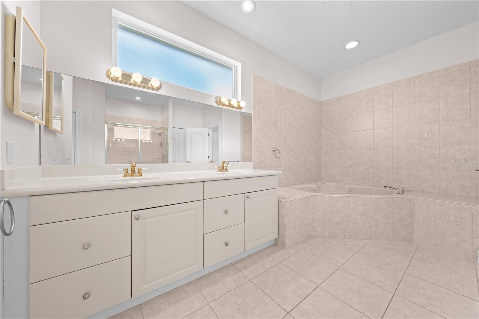 1810 LEE JANZEN DR, KISSIMMEE, FL, 34744