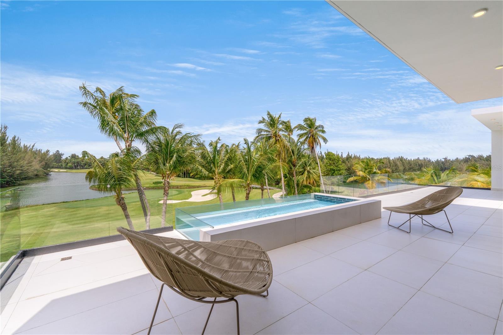 PR9114480 Property Photo