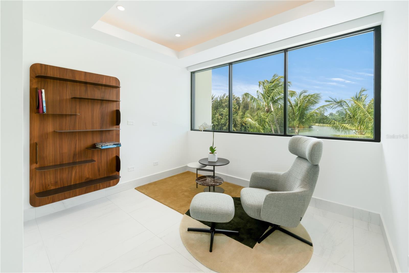 PR9114480 Property Photo