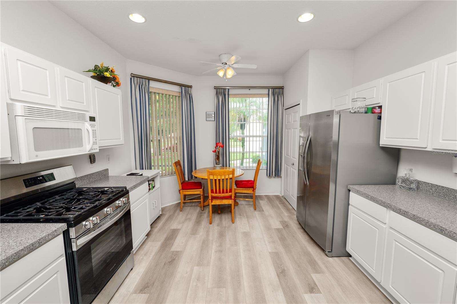 4242 WHISTLEWOOD CIR, LAKELAND, FL, 33811