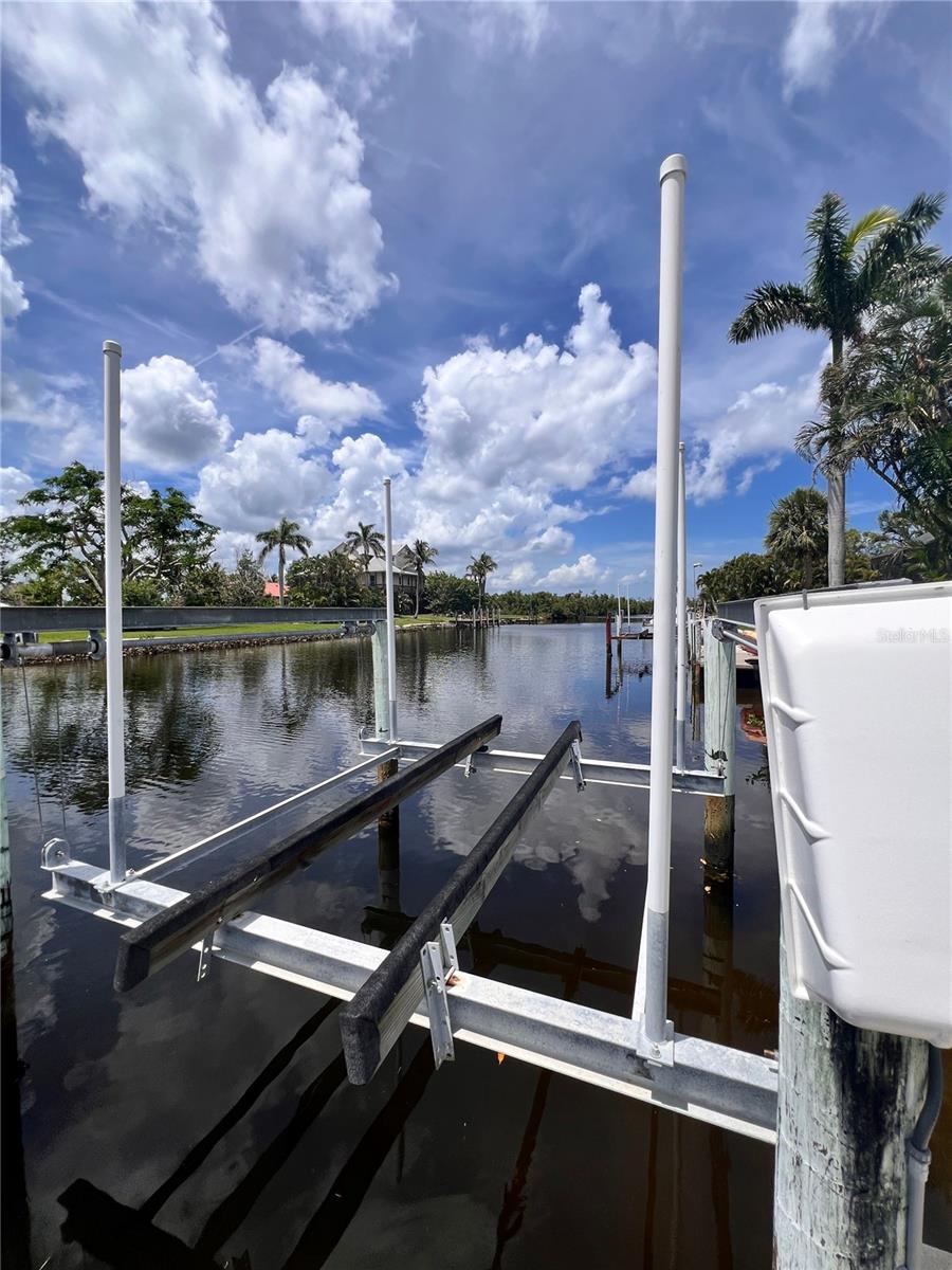 5530 ALMAR DR, PUNTA GORDA, FL, 33950