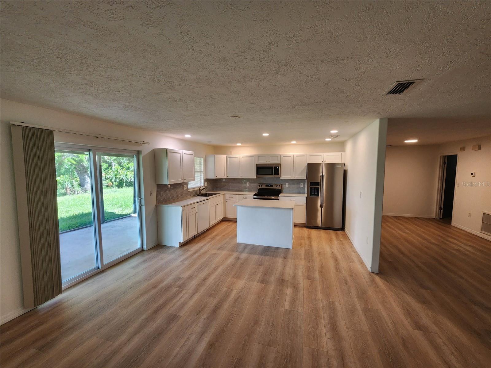 A4657089 Property Photo