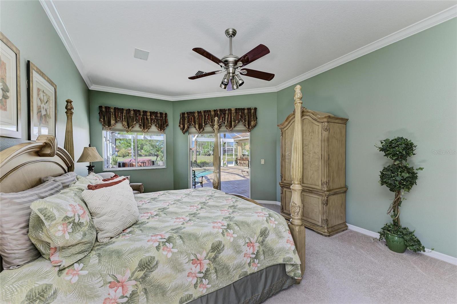A4657094 Property Photo