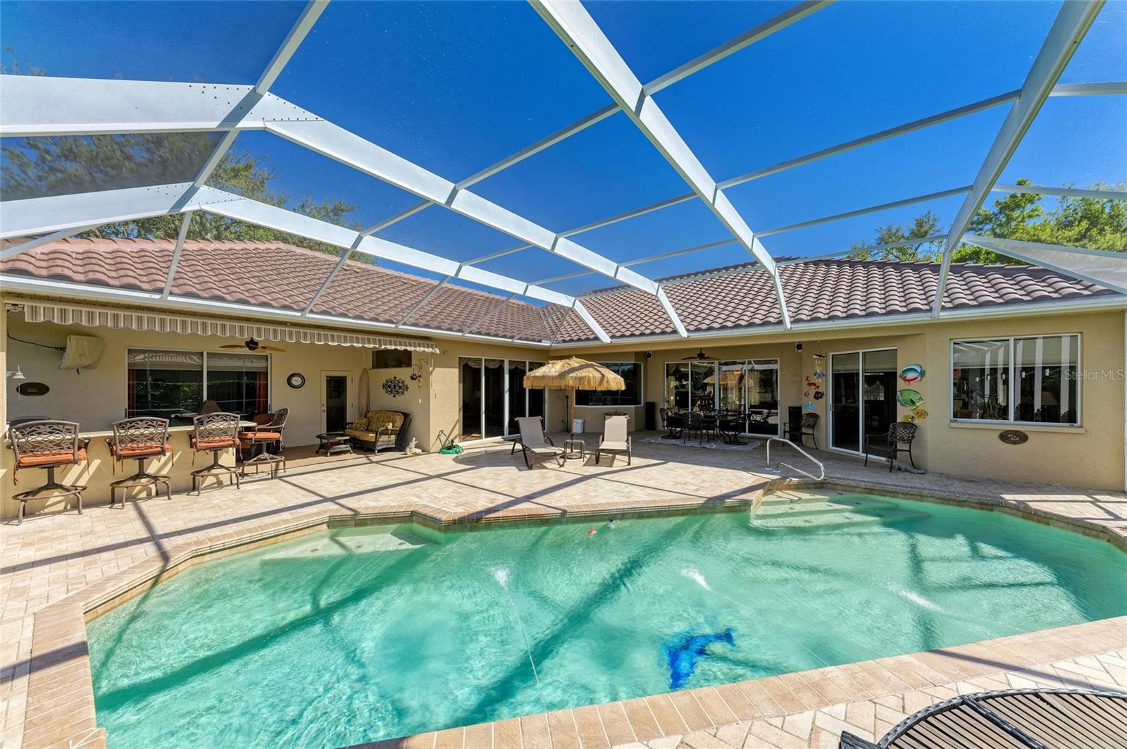 A4657094 Property Photo