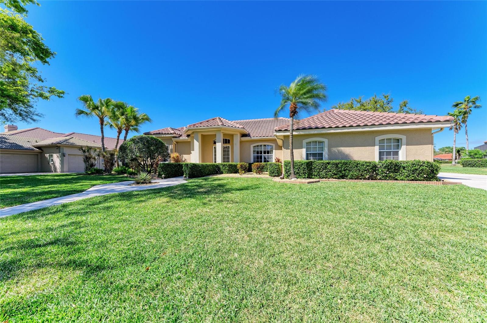 A4657094 Property Photo