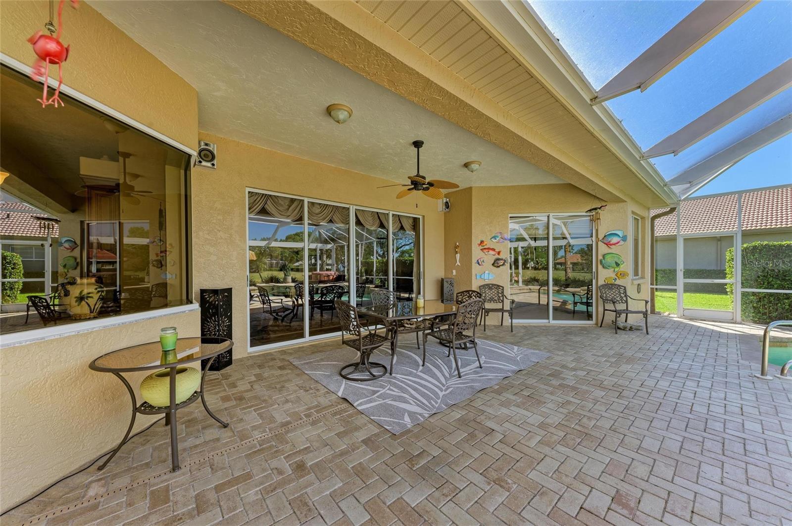 A4657094 Property Photo