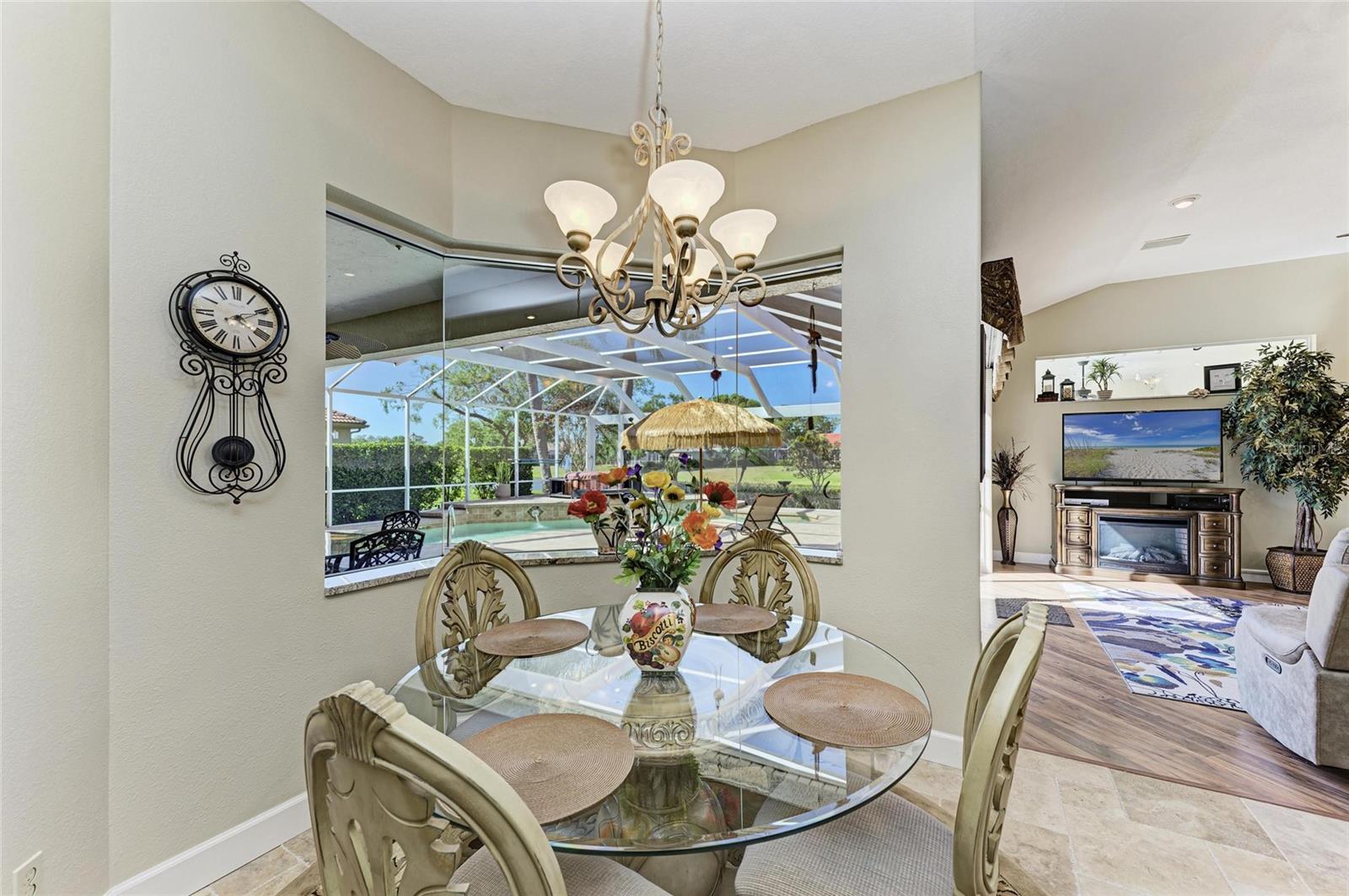 A4657094 Property Photo