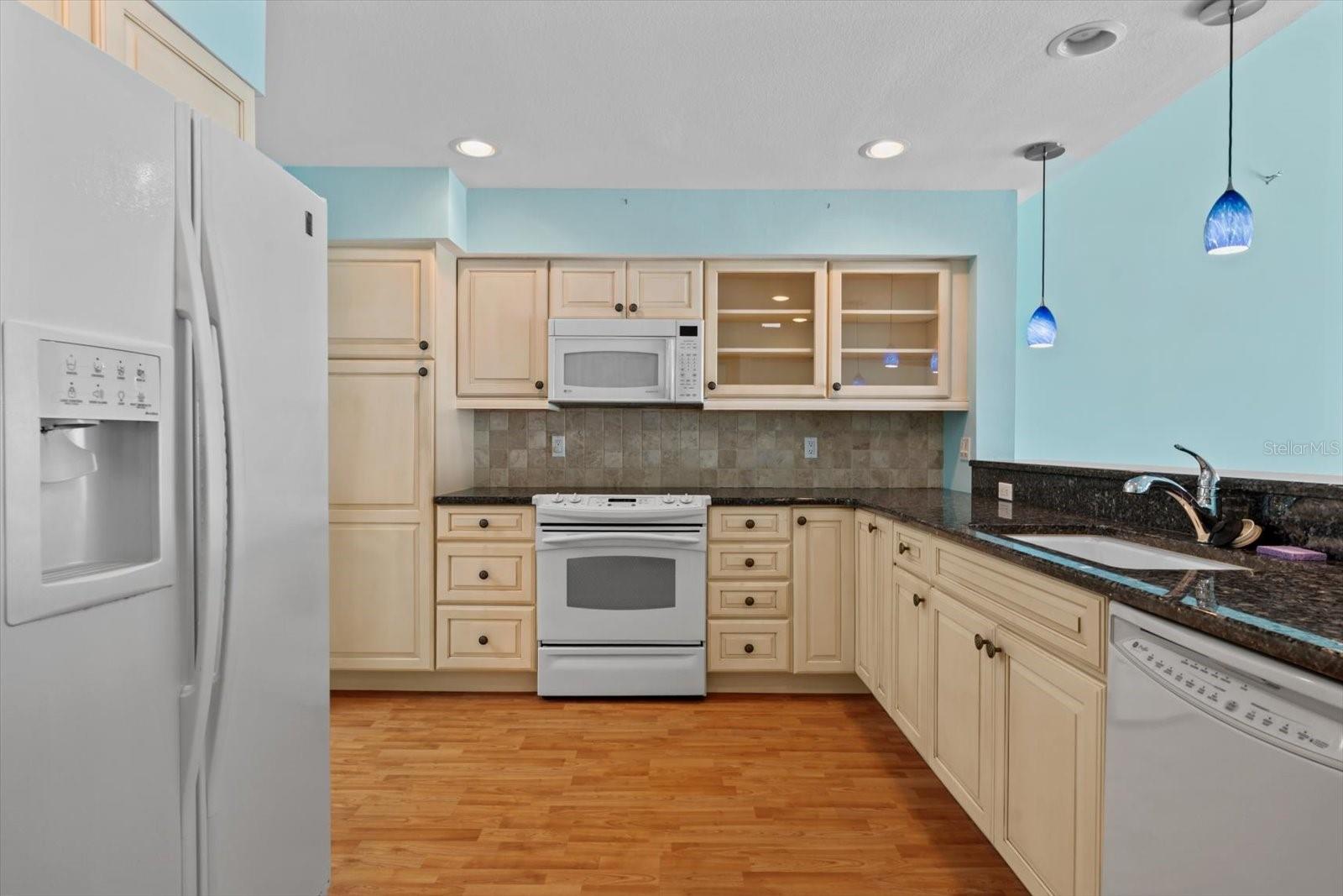 65 TIDY ISLAND BLVD, BRADENTON, FL, 34210