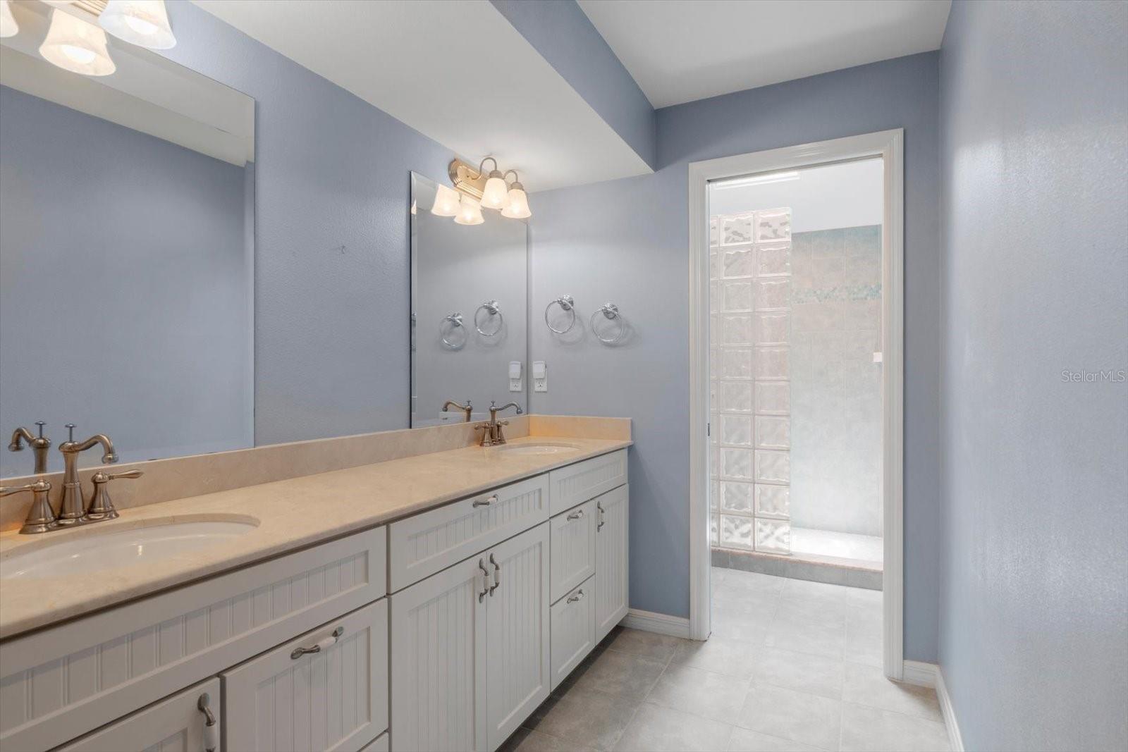 65 TIDY ISLAND BLVD, BRADENTON, FL, 34210