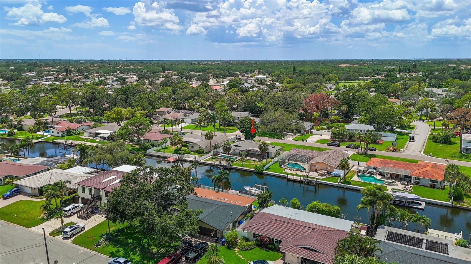 TB8400937 Property Photo