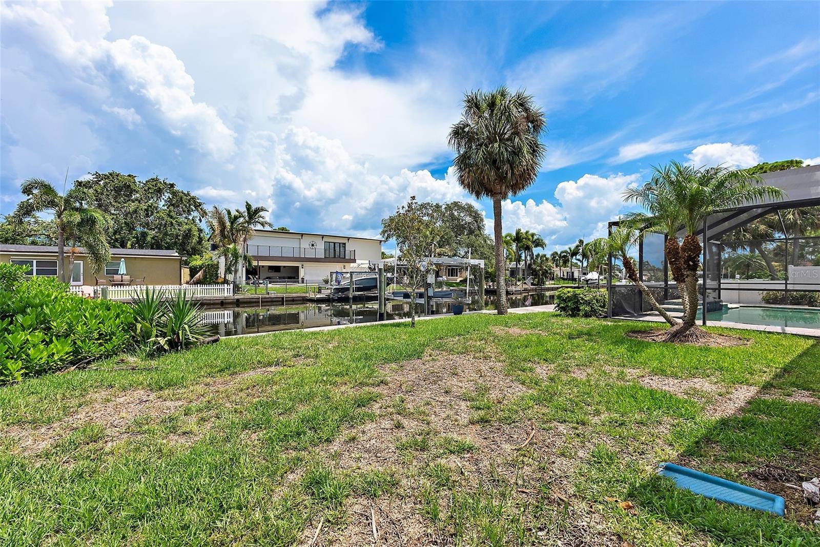 TB8400937 Property Photo