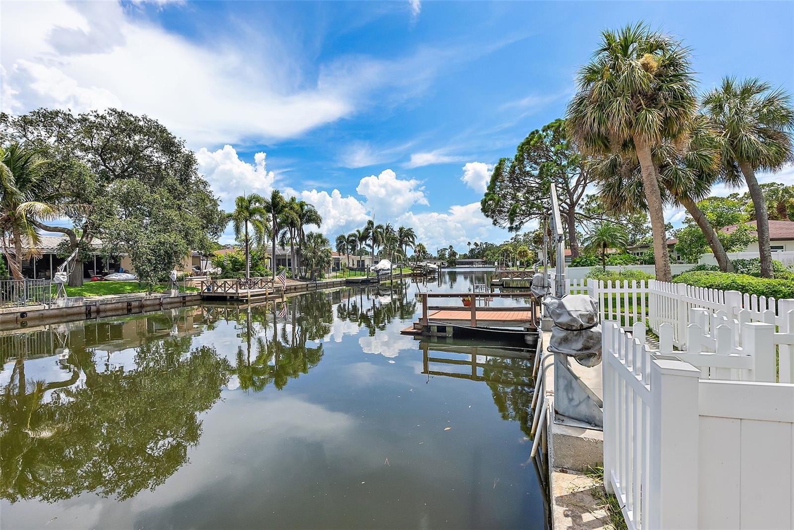 TB8400937 Property Photo