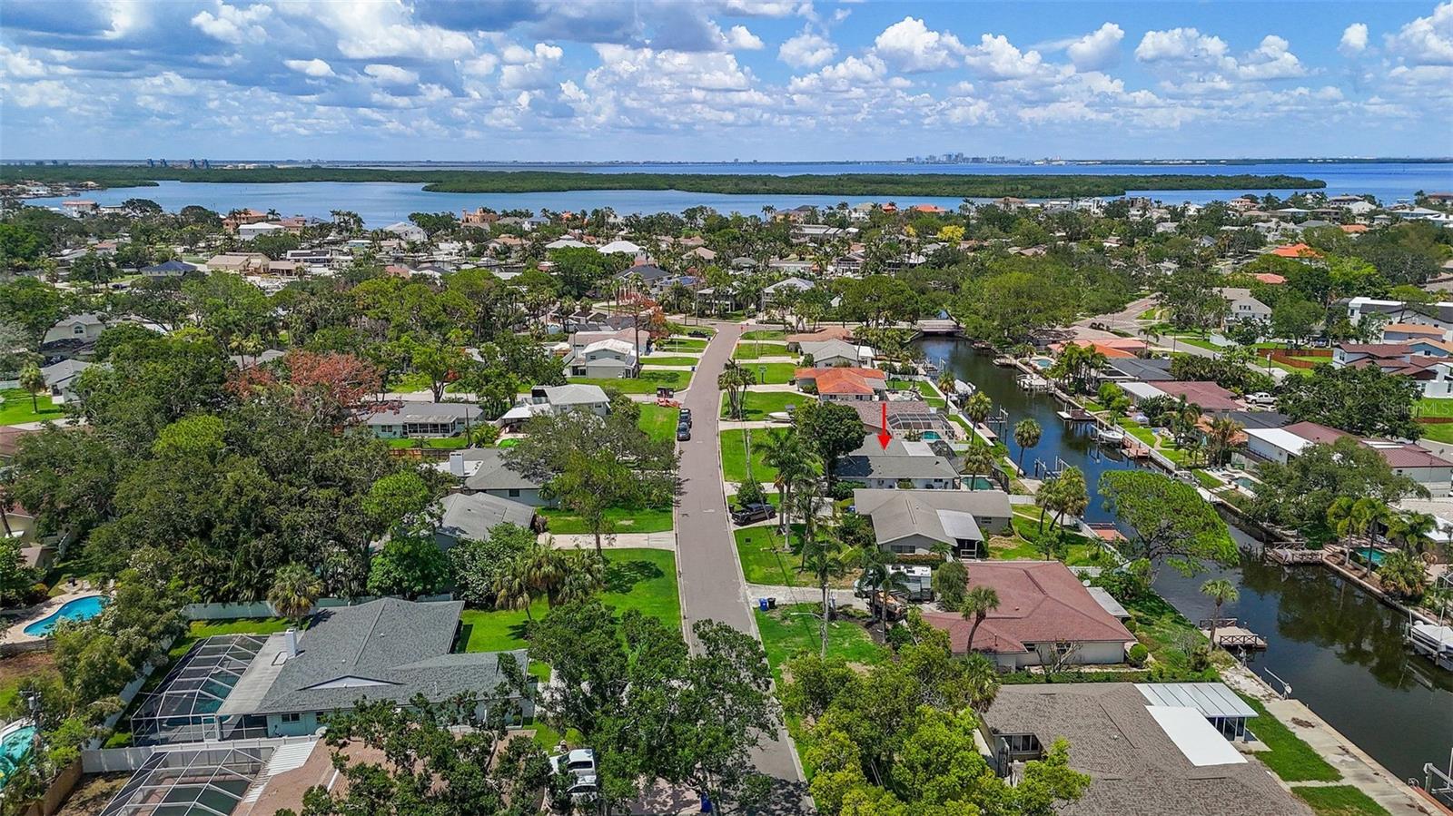 TB8400937 Property Photo