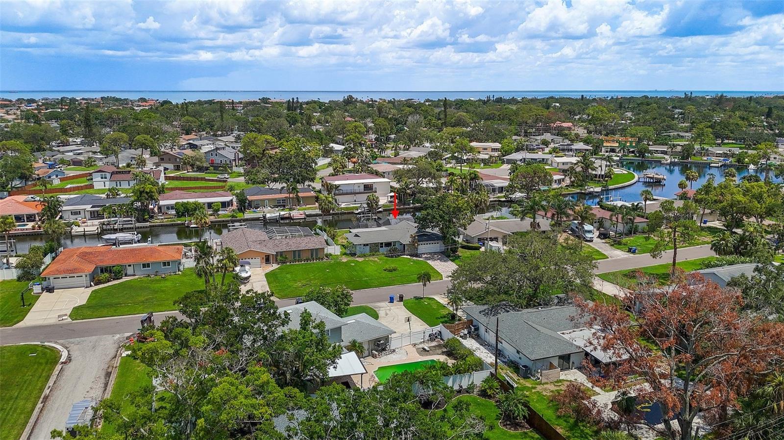 TB8400937 Property Photo