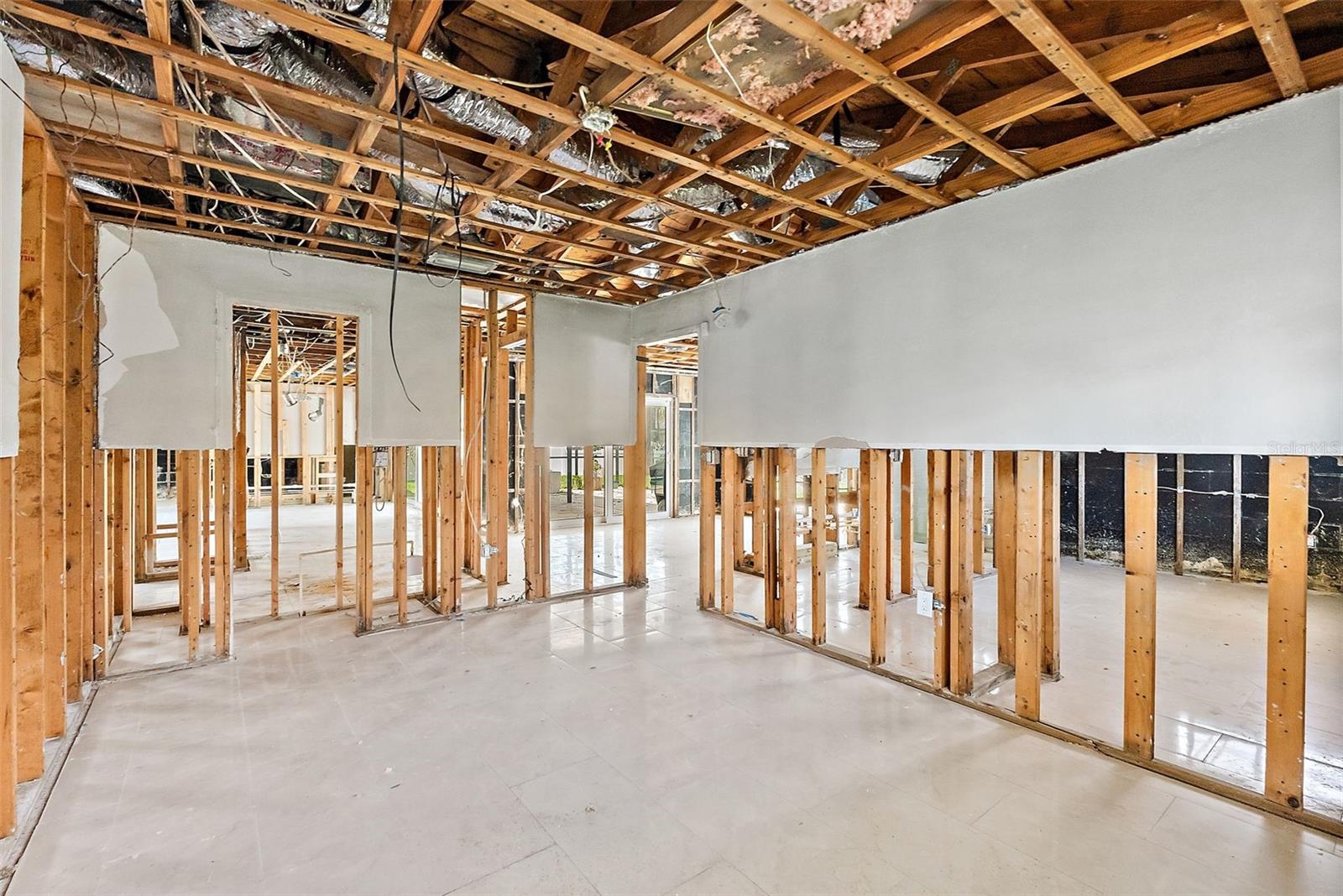 TB8400937 Property Photo