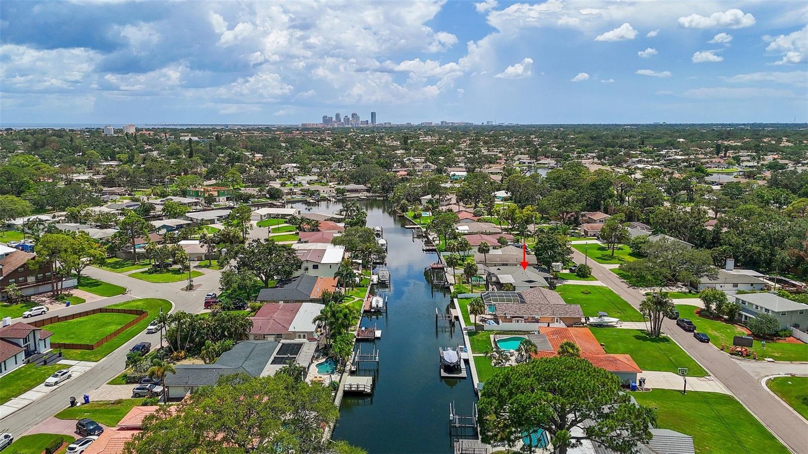 TB8400937 Property Photo