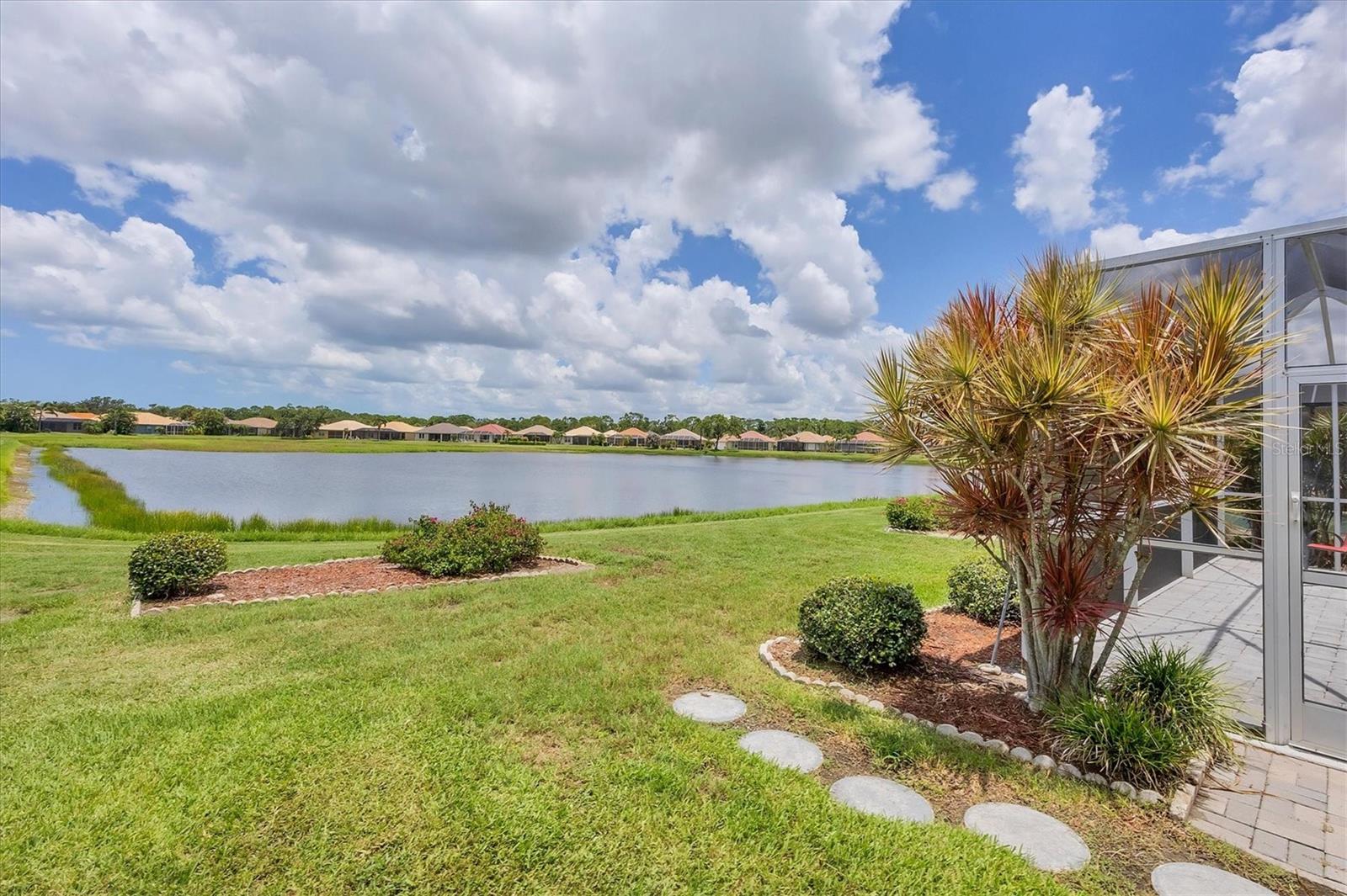 N6139455 Property Photo