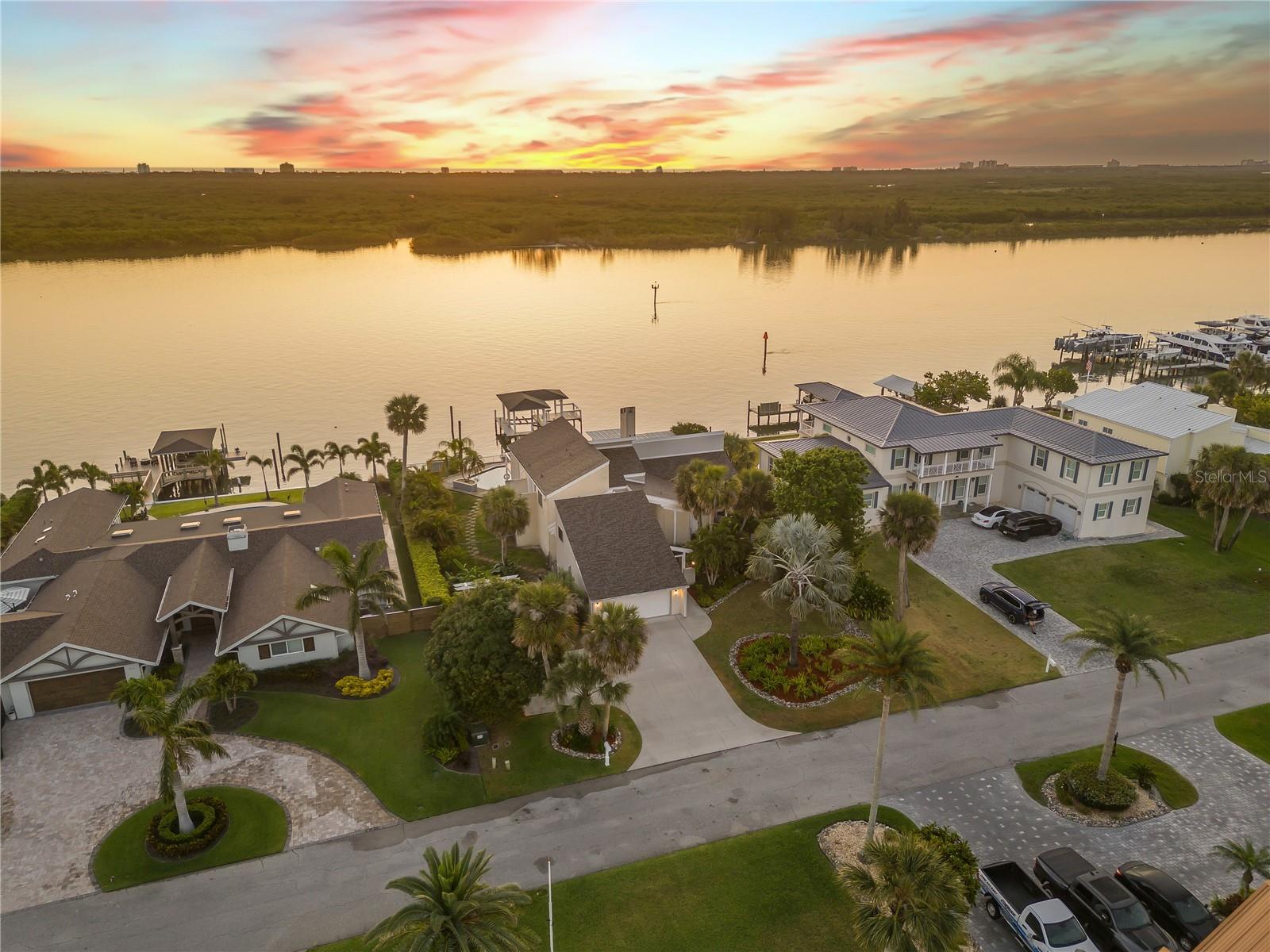 1219 COMMODORE DR, NEW SMYRNA BEACH, FL, 32168