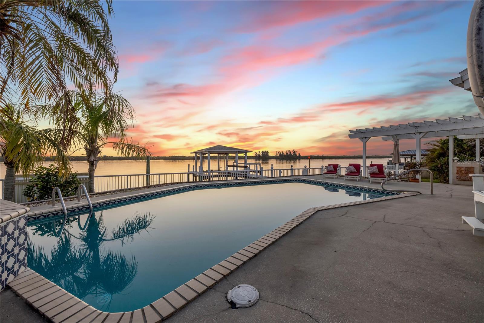 1219 COMMODORE DR, NEW SMYRNA BEACH, FL, 32168