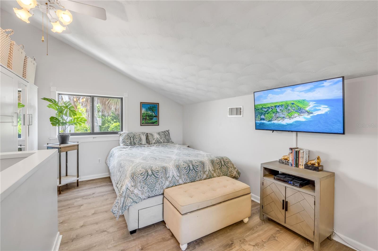 1219 COMMODORE DR, NEW SMYRNA BEACH, FL, 32168