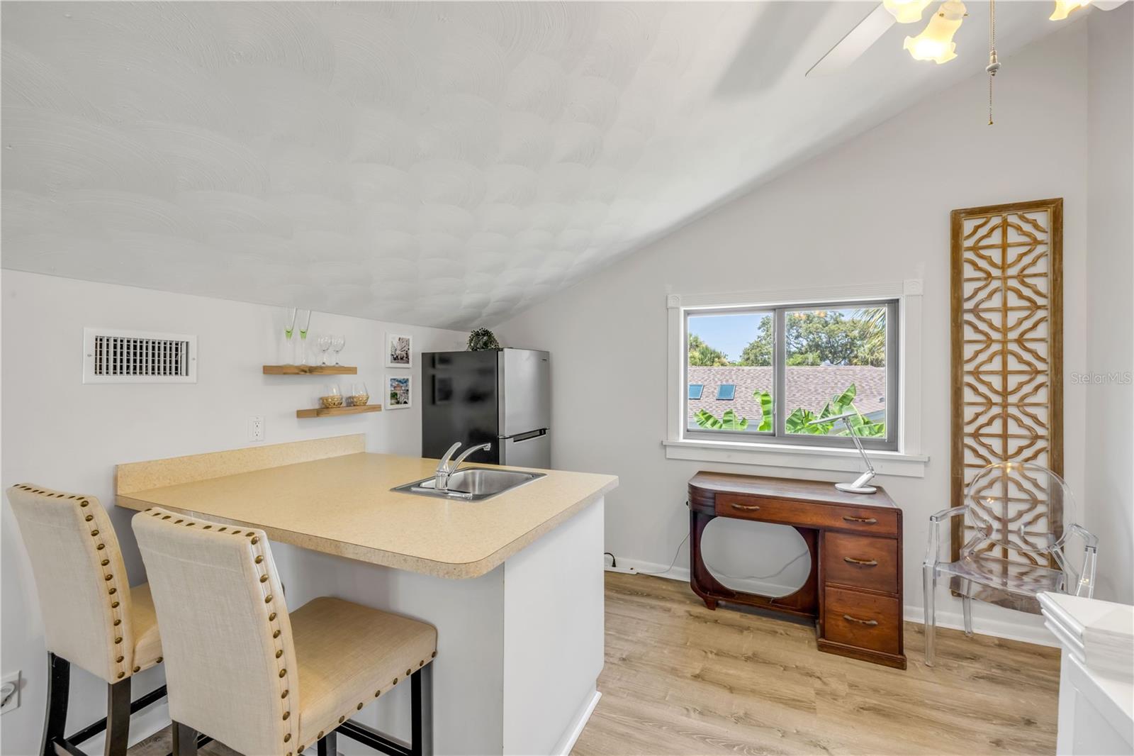 1219 COMMODORE DR, NEW SMYRNA BEACH, FL, 32168