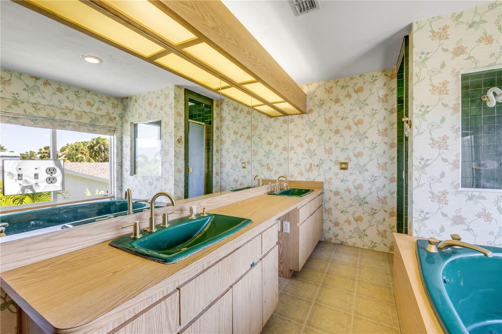 1219 COMMODORE DR, NEW SMYRNA BEACH, FL, 32168