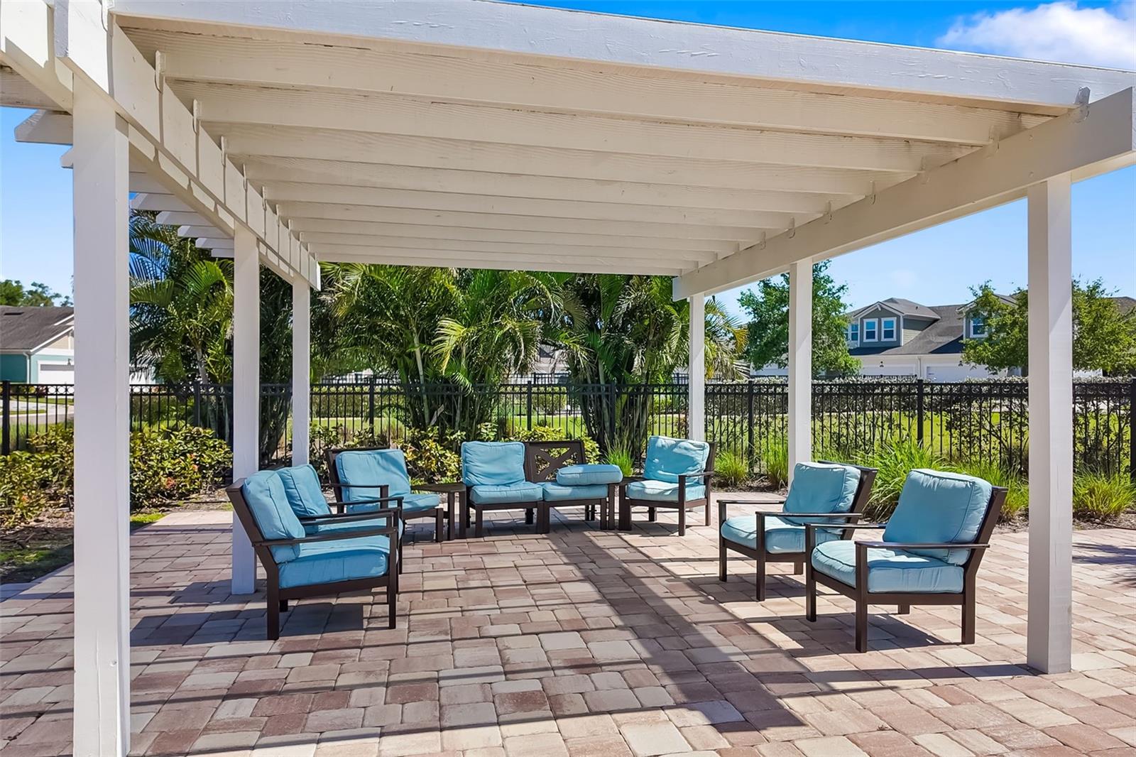 A4657127 Property Photo