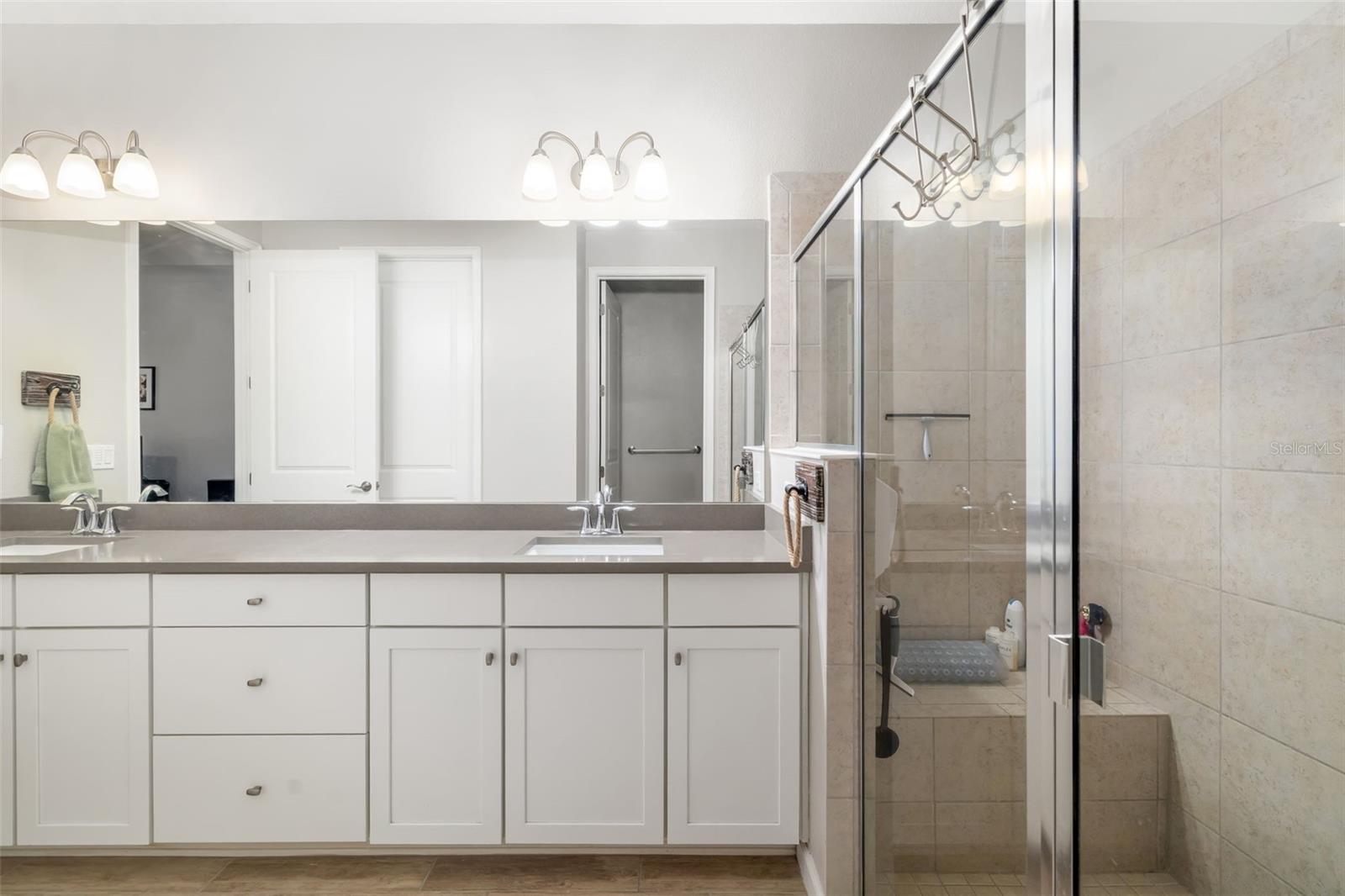 A4657127 Property Photo