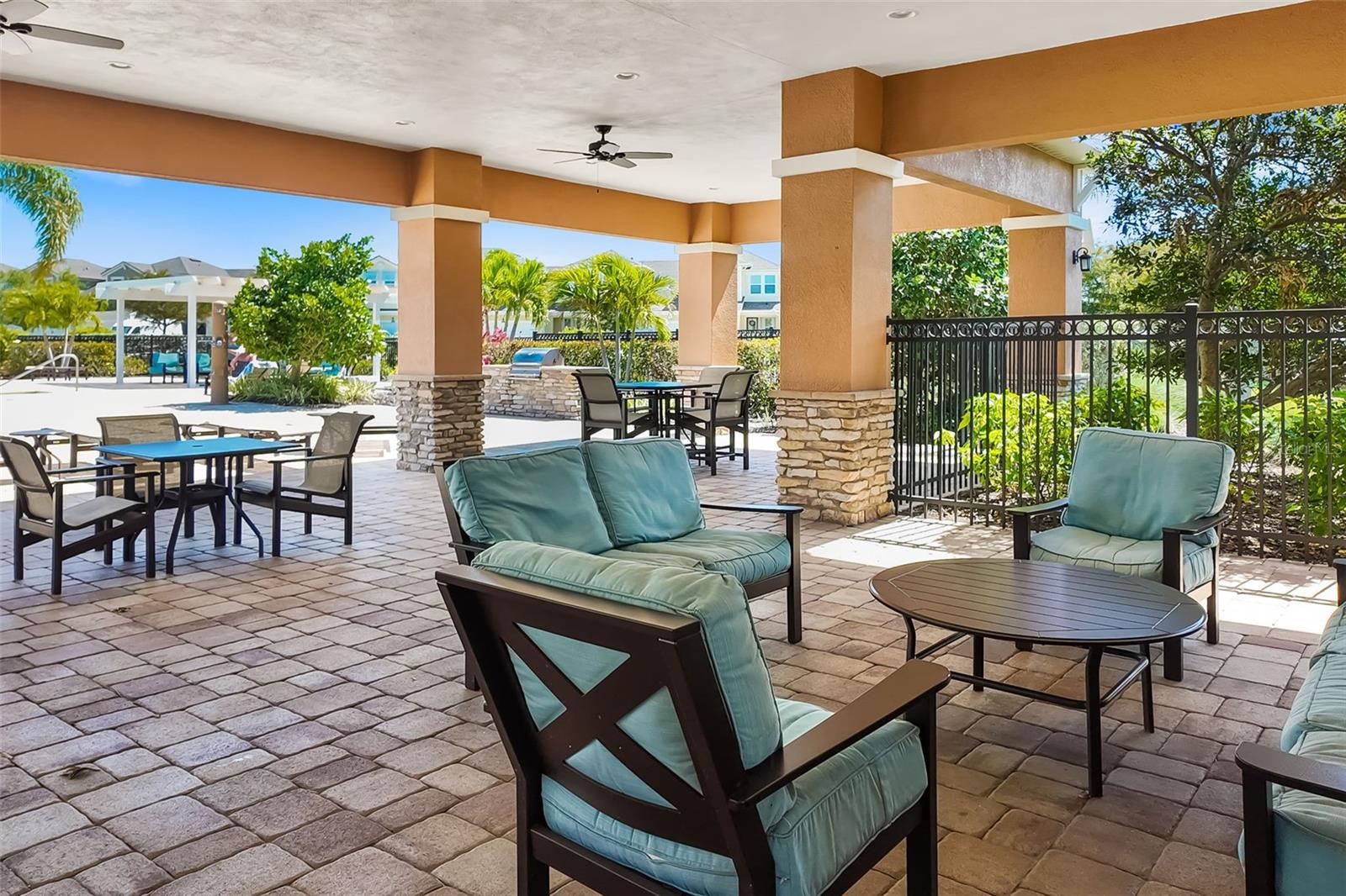 A4657127 Property Photo