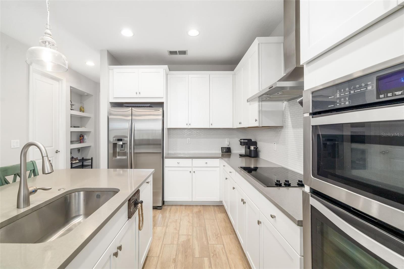 A4657127 Property Photo