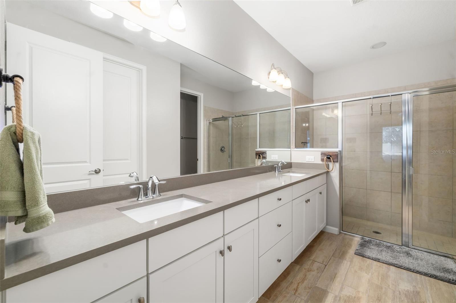 A4657127 Property Photo