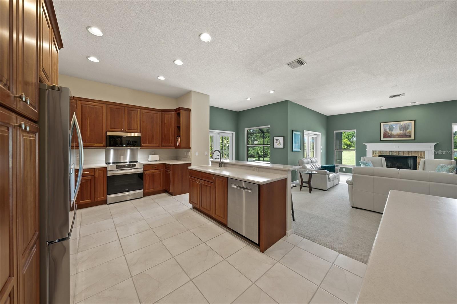 A4657131 Property Photo